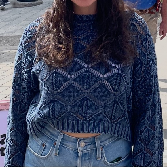 Open knit sweater - Picture 2 of 3